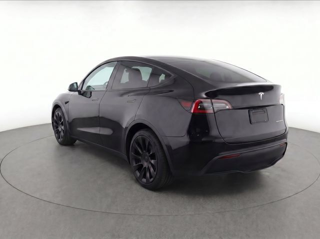 Used 2021 Tesla Model Y Long Range AWD/4WD image 3