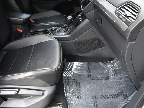 Used 2021 Volkswagen Tiguan SE R-Line AWD/4WD image 26