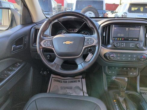 Used 2021 Chevrolet Colorado Z71 AWD/4WD image 13