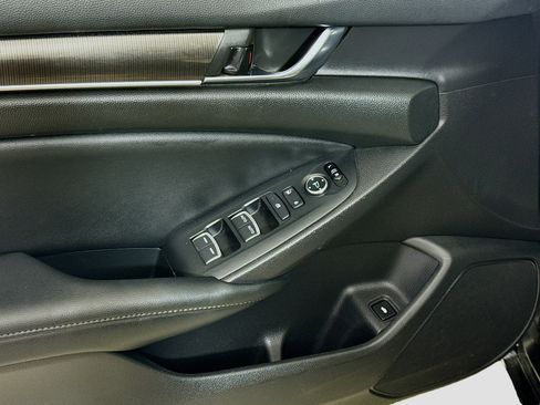 Used 2022 Honda Accord Sport image 24