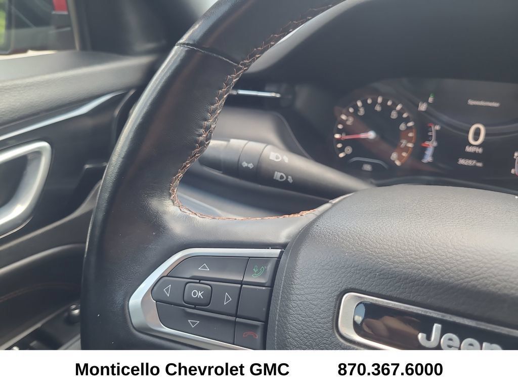 Used 2022 Jeep Compass Limited AWD/4WD image 16