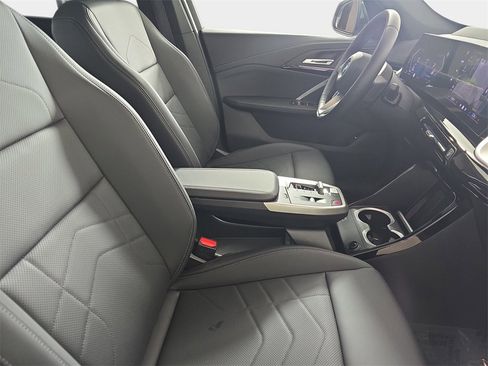 Used 2025 BMW X1 xDrive28i w/ Technology Package image 11