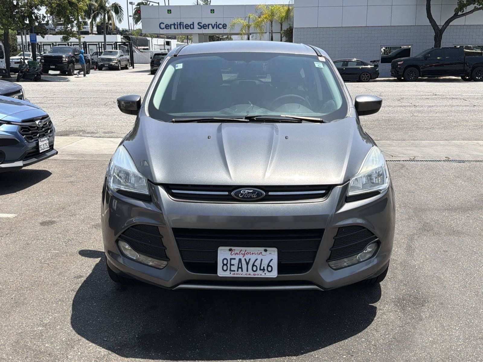 Used 2014 Ford Escape SE FWD image 2