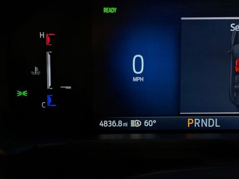 Used 2024 Ford Escape ST-Line w/ Equipment Group 301A image 18