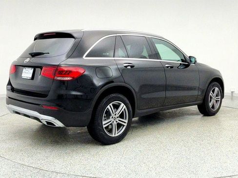 Used 2022 Mercedes-Benz GLC 300 GLC 300 SUV with 12.3'' Digita image 5