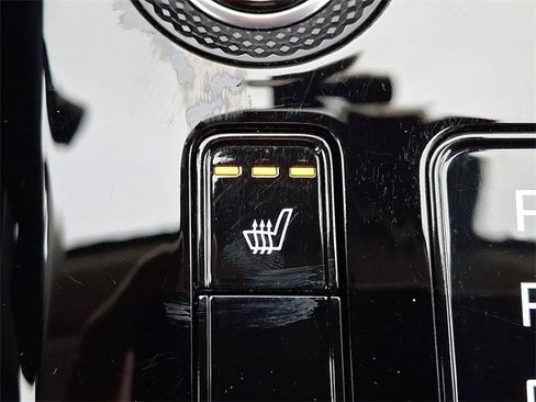 Certified 2025 Kia Niro EX Touring image 24