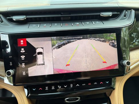 New 2026 Jeep Grand Cherokee Summit AWD/4WD image 36