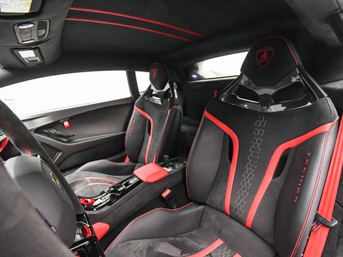 Used 2023 Lamborghini Huracan Tecnica image 50