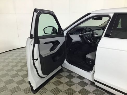 Used 2022 Land Rover Range Rover Evoque SE image 10