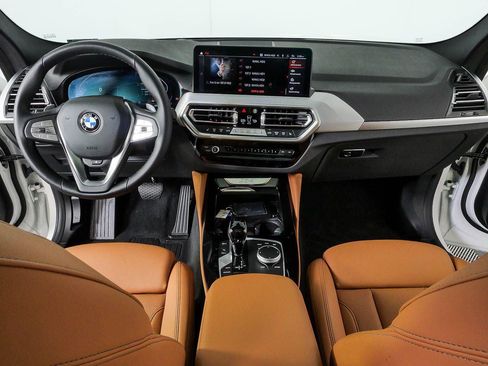 Used 2025 BMW X4 xDrive30i AWD/4WD image 18
