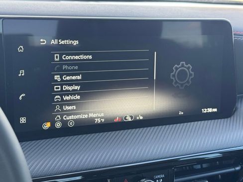 New 2026 Nissan Kicks SR w/ Cold Weather Package image 36