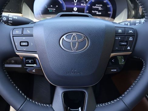 New 2026 Toyota Crown Signia AWD/4WD image 18