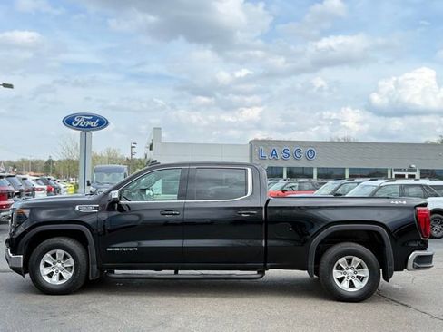 Used 2023 GMC Sierra 1500 SLE w/ Enhanced Capability Package AWD/4WD image 41