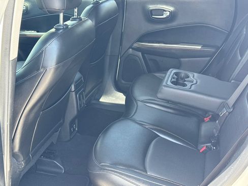 Used 2019 Jeep Compass Limited FWD image 20