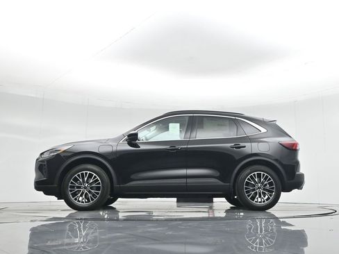 New 2025 Ford Escape SE image 7