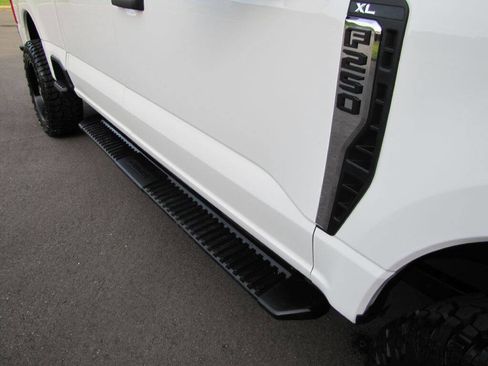 Used 2024 Ford F250 XL w/ XL Chrome Package AWD/4WD image 26