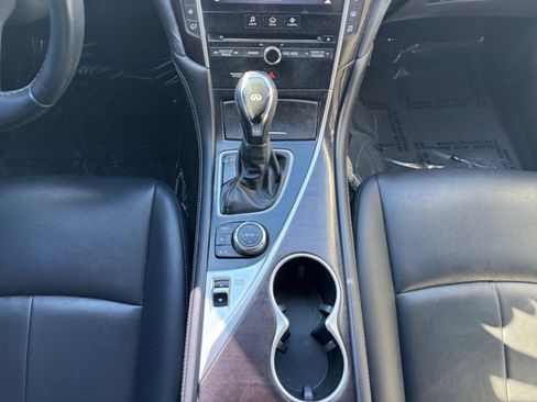 Used 2019 INFINITI Q50 Luxe RWD image 18