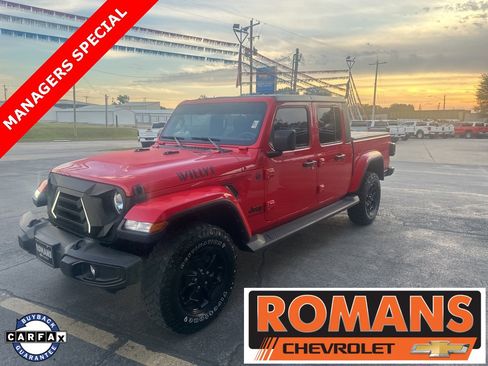 Used 2022 Jeep Gladiator Sport image 8