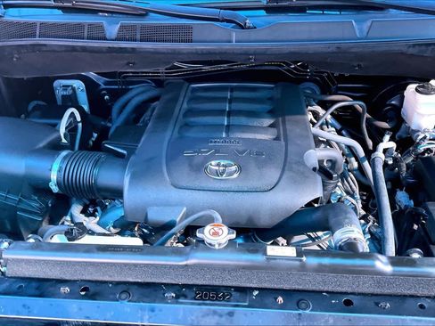 Used 2018 Toyota Tundra SR5 image 29