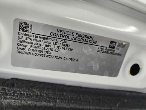 Used 2024 GMC Sierra 1500 AT4X image 23