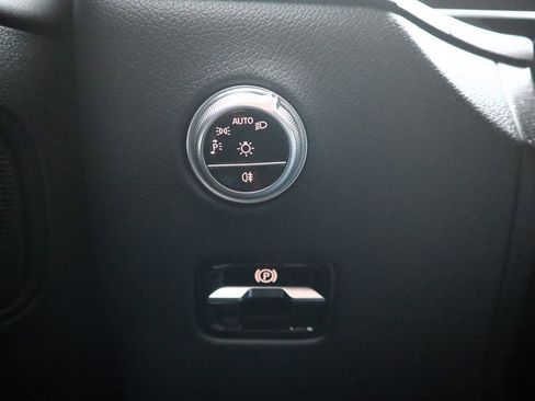 Certified 2024 Mercedes-Benz GLC 43 AMG 4MATIC image 23