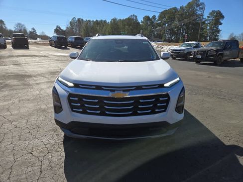 New 2026 Chevrolet Equinox LT w/ Convenience Package II image 2