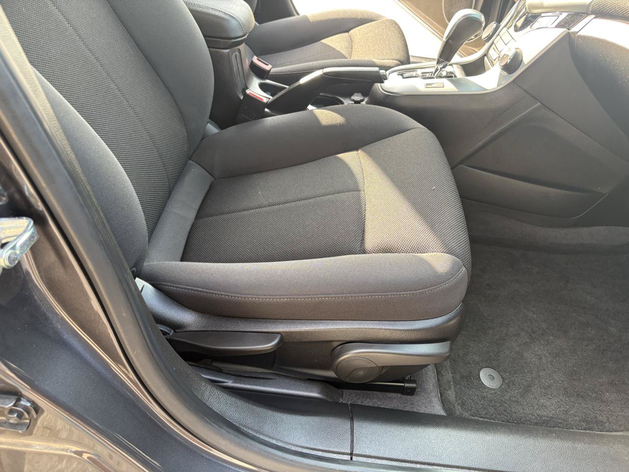 Used 2011 Chevrolet Cruze LT FWD image 29