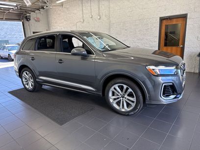 New 2025 Audi Q7 3.0T Premium Plus
