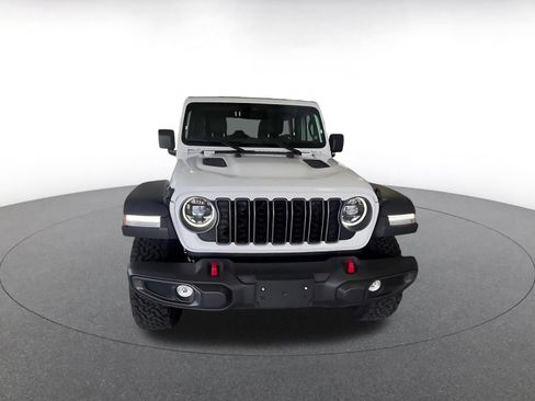 Used 2025 Jeep Wrangler Unlimited Rubicon AWD/4WD image 5