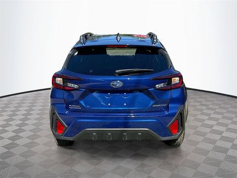 Used 2024 Subaru Crosstrek 2.0i Premium image 7