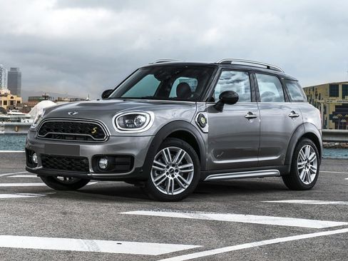 Used 2019 MINI Cooper Countryman SE image 1