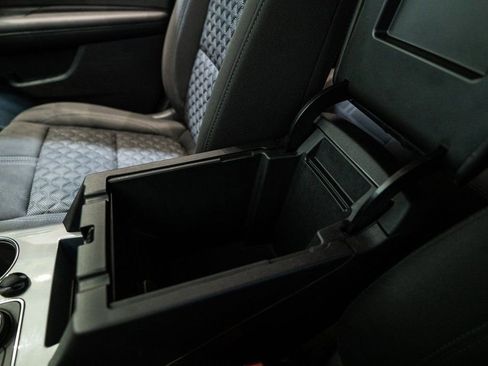 Used 2020 Chevrolet Blazer LT image 32