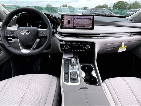 New 2026 INFINITI QX60 Luxe FWD image 8