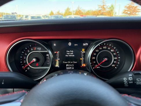 Used 2021 Jeep Wrangler Unlimited Rubicon w/ Cold Weather Group image 15