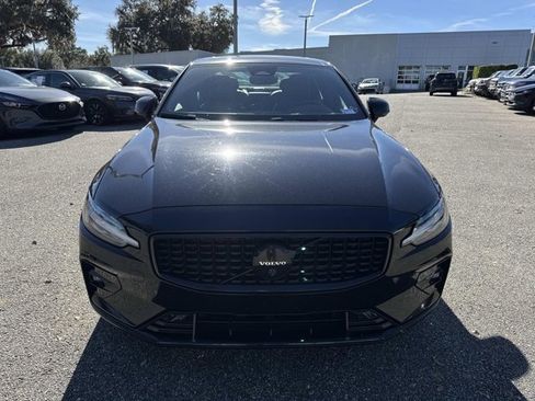 Used 2024 Volvo S60 B5 Plus image 6
