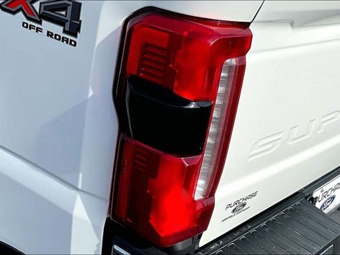 Used 2025 Ford F250 Lariat w/ Lariat Ultimate Package image 24