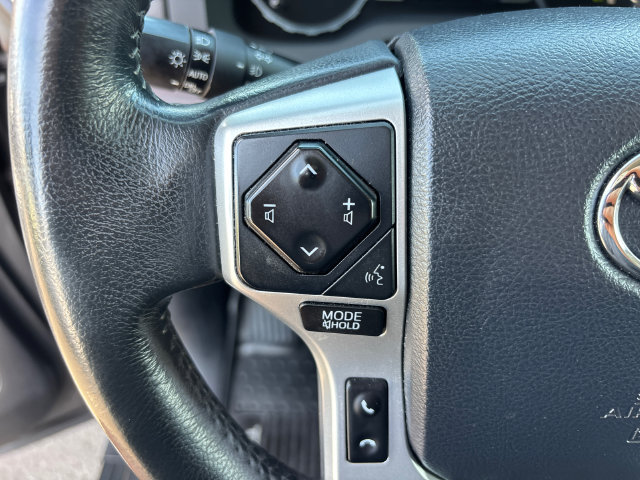 Used 2020 Toyota Tundra Limited w/ Limited Premium Package AWD/4WD image 18