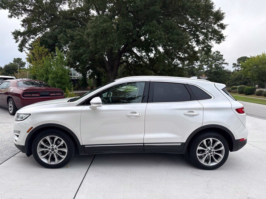 Used 2019 Lincoln MKC Select w/ Select Plus Package FWD image 4