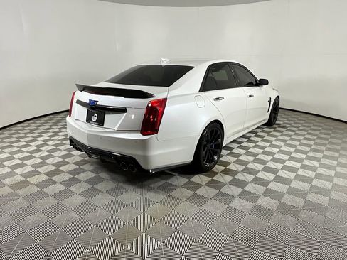 Used 2018 Cadillac CTS V image 4
