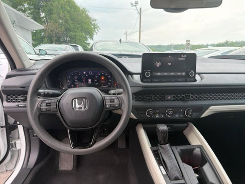Used 2023 Honda Accord LX image 21