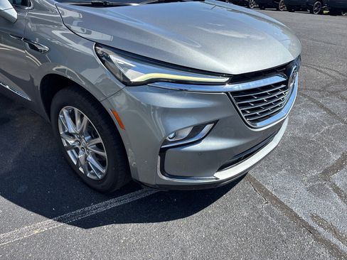 Used 2023 Buick Enclave Premium w/ Experience Buick Package image 6