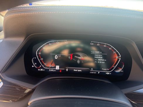 Used 2023 BMW X5 sDrive40i w/ M Sport Package image 10