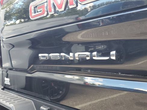 Used 2024 GMC Sierra 1500 Denali w/ Denali Reserve Package AWD/4WD image 8