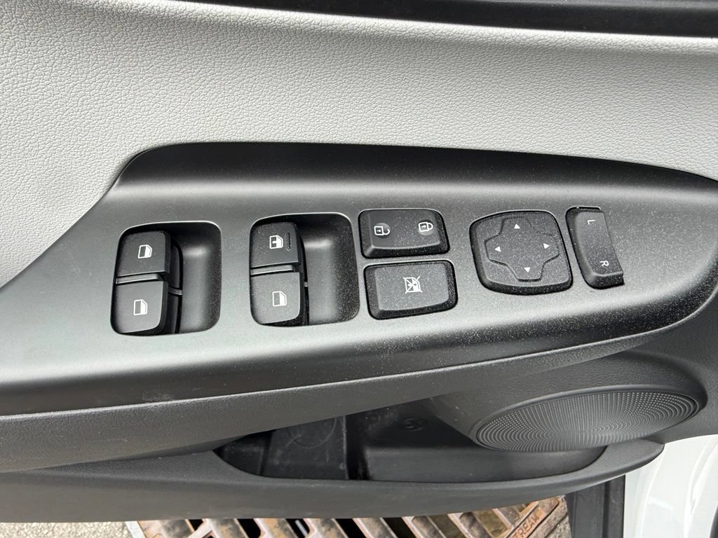 Certified 2023 Hyundai Kona SE AWD/4WD image 31
