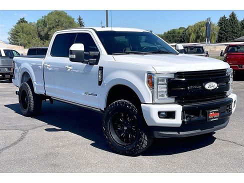 Used 2018 Ford F350 Lariat w/ Lariat Ultimate Package AWD/4WD image 2