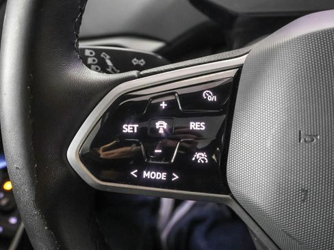 Used 2023 Volkswagen ID.4 Pro S Plus image 28