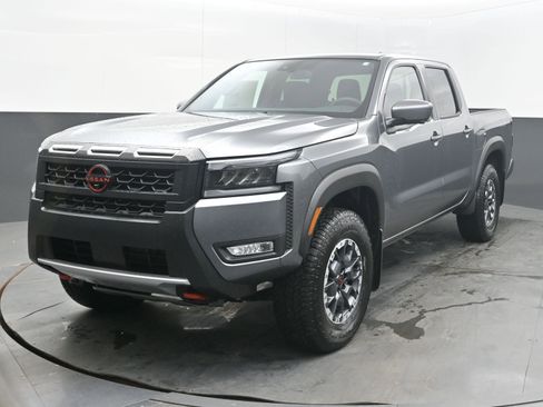 New 2026 Nissan Frontier PRO-4X AWD/4WD image 3