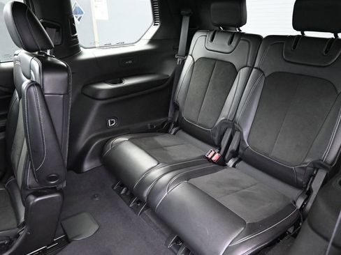 Used 2022 Jeep Grand Cherokee L Laredo image 13