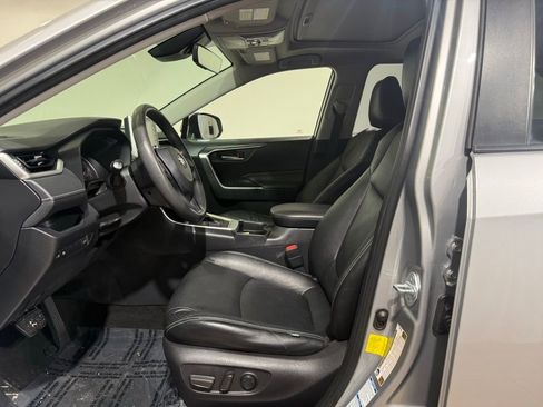 Certified 2019 Toyota RAV4 XLE image 13