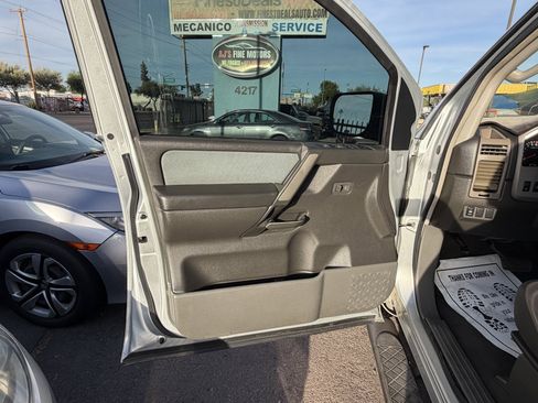 Used 2006 Nissan Titan XE RWD image 7